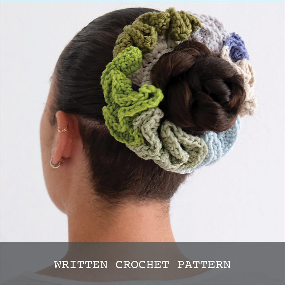 KINDA DRAMATIC RUFFLE SCRUNCHIE [WRITTEN CROCHET PATTERN]